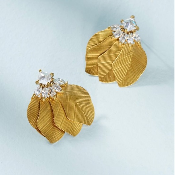 NWT Anthropologie Fanned Frond Earrings, rare find - Picture 2 of 4